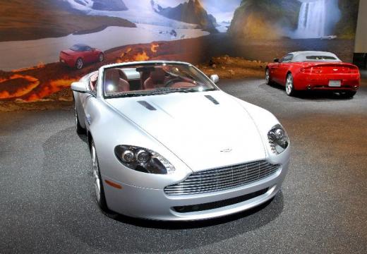 ASTON MARTIN V8 Vantage Roadster 4.8 426KM (benzyna)