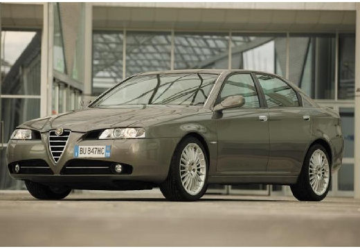 Alfa Romeo 166 Zdjęcia