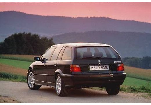 BMW 316i Kombi Touring E36 1.6 102KM (1997)