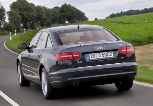 Audi A6 Sedan