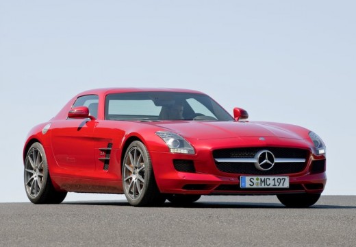 MERCEDES-BENZ SLS Coupe