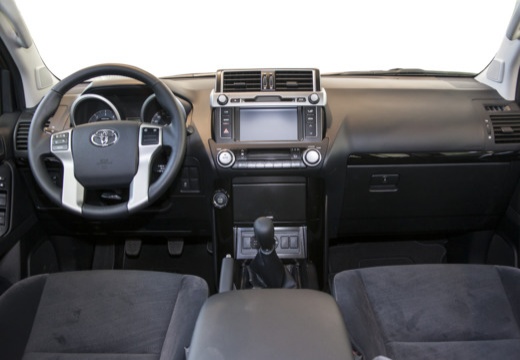 Toyota Land Cruiser, универсал, черный приборная панель