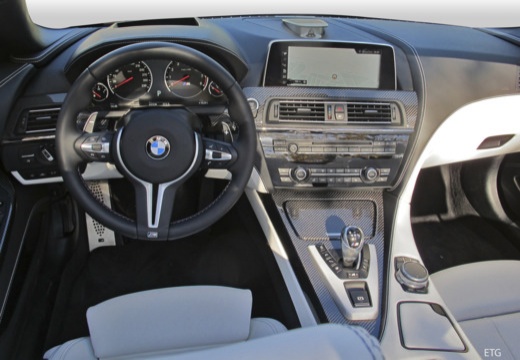 BMW 6 Серии кабриолет приборная панель