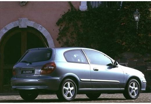 NISSAN Almera II 2.2 DI Comfort Hatchback I 110KM (2000)