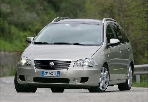 FIAT Croma kombi silver grey przedni lewy