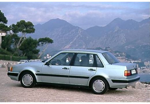 VOLVO 460 1.7 GL Aut. Sedan I 1.8 102KM (benzyna)