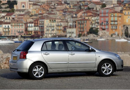 Toyota Corolla VII hatchback silver grey tylny prawy