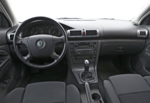 SKODA Superb II sedan tablica rozdzielcza