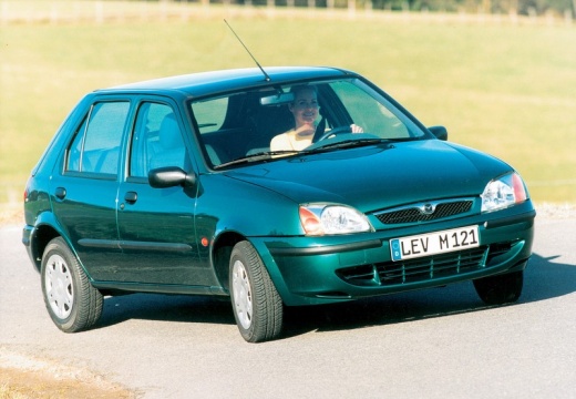 MAZDA 121 Hatchback