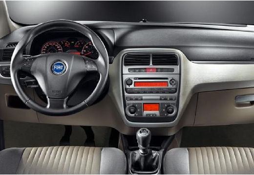 FIAT Punto Grande hatchback tablica rozdzielcza