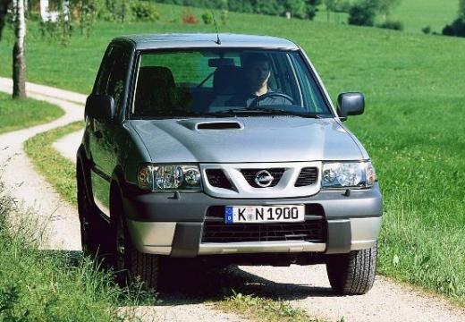 NISSAN Terrano kombi silver grey przedni prawy