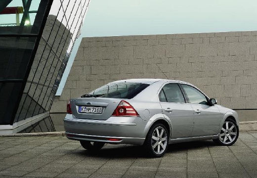 FORD Mondeo V hatchback silver grey tylny prawy