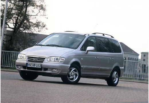 HYUNDAI Trajet van silver grey przedni lewy