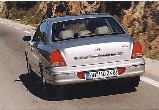 HYUNDAI XG I sedan silver grey tylny lewy