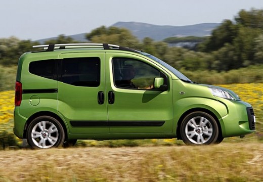 FIAT Fiorino Qubo kombi zielony boczny prawy