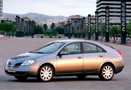 NISSAN Primera hatchback szary ciemny przedni lewy