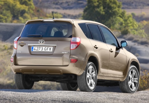 Toyota RAV4 V kombi beige tylny prawy