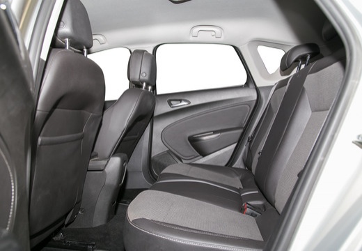OPEL Astra IV I hatchback silver grey wnętrze