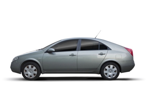 NISSAN Primera hatchback boczny lewy