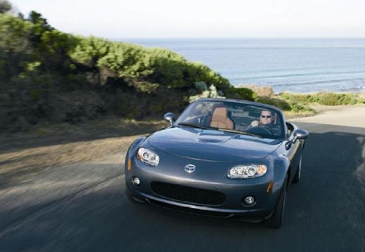 MAZDA MX-5 2.0 Emotion Roadster IV 160KM (benzyna)