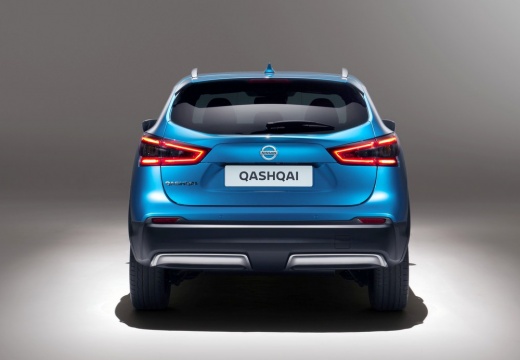 NISSAN Qashqai IV hatchback niebieski jasny tylny