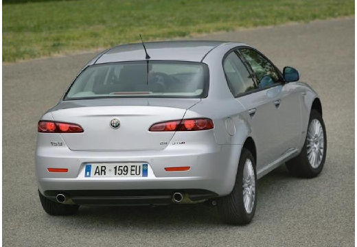 ALFA ROMEO 159 sedan silver grey tylny prawy