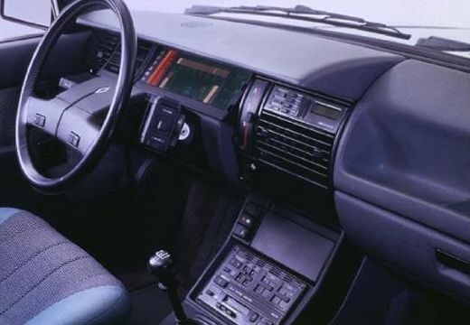 RENAULT R11 hatchback tablica rozdzielcza