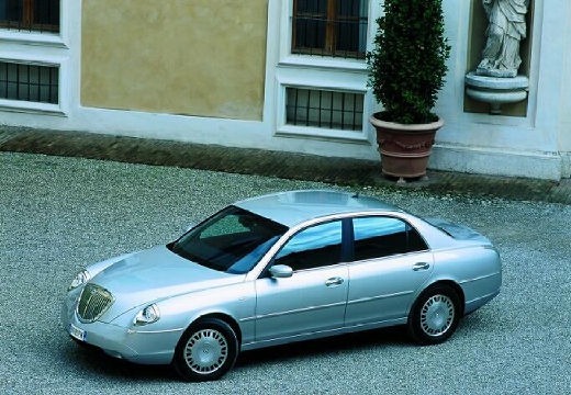 LANCIA Thesis sedan silver grey przedni lewy