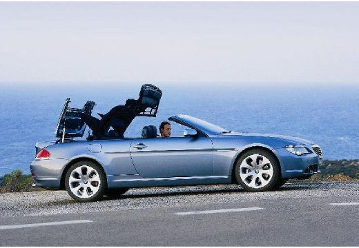 BMW Seria 6 kabriolet niebieski jasny przedni prawy