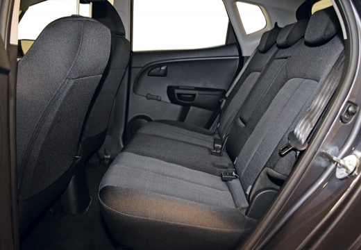 KIA Venga I hatchback wnętrze
