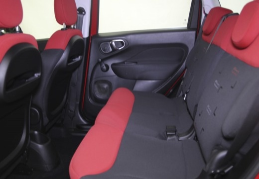 FIAT 500 L I hatchback wnętrze