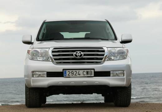 Toyota LC 4.5 V8 D-4D X 7os Kombi I 282KM (diesel)