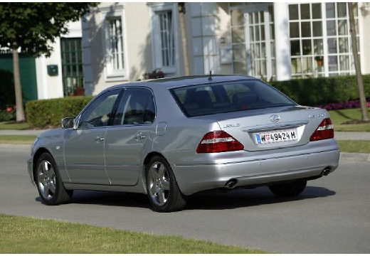 LEXUS LS 430 Prestige Sedan II 4.3 281KM (2004)