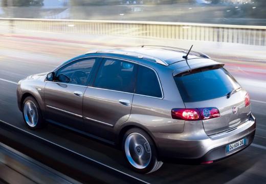 FIAT Croma kombi szary ciemny tylny lewy