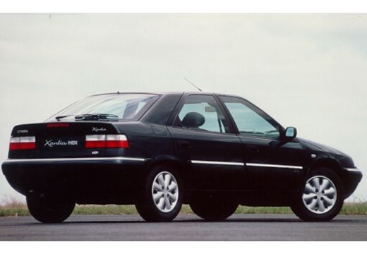 CITROEN Xantia II hatchback czarny tylny prawy