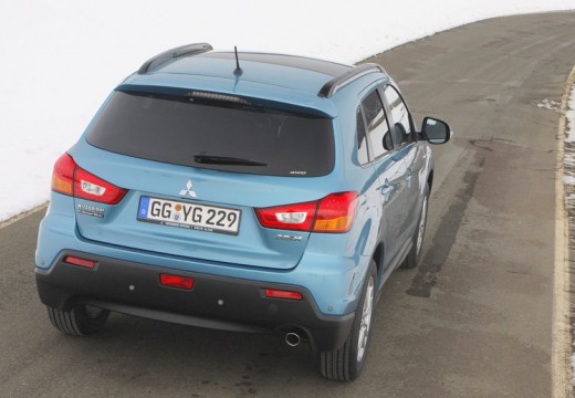 MITSUBISHI ASX I hatchback niebieski jasny tylny prawy