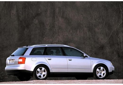 AUDI A4 kombi silver grey tylny prawy