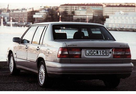 VOLVO 960 Sedan