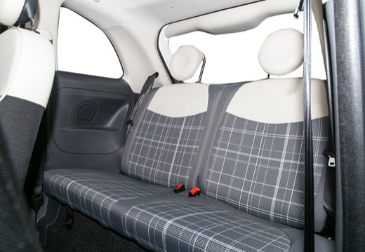 FIAT 500 II hatchback biały wnętrze