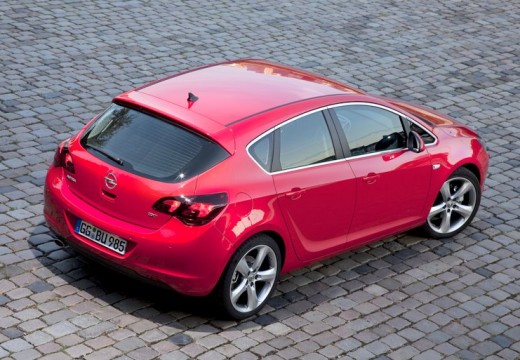 OPEL Astra hatchback czerwony jasny tylny prawy