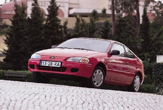 Toyota Paseo coupe czerwony jasny przedni lewy