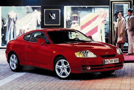 HYUNDAI Coupe III coupe czerwony jasny przedni prawy