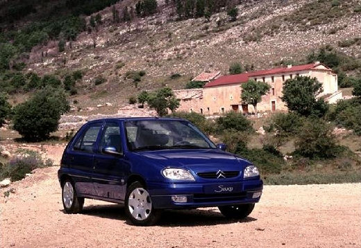 CITROEN Saxo hatchback niebieski jasny przedni prawy