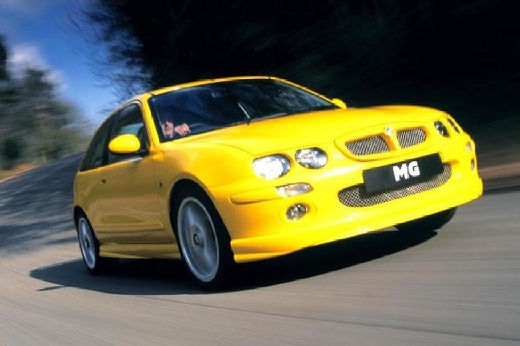 MG ZR hatchback żółty przedni prawy