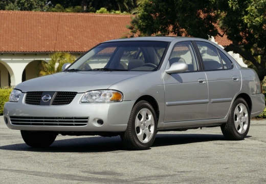 NISSAN Sentra sedan silver grey przedni lewy