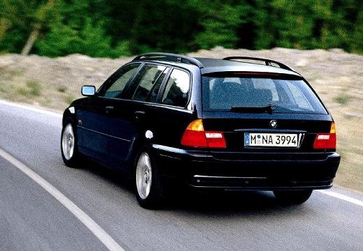 BMW Seria 3 Touring E46 kombi czarny tylny lewy