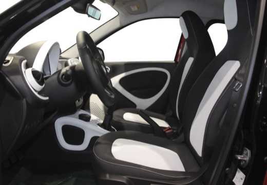 SMART forfour II hatchback czerwony jasny wnętrze