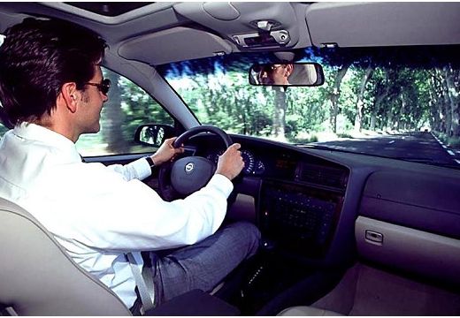 OPEL Omega B II kombi wnętrze
