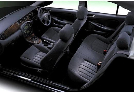 JAGUAR X-Type I sedan wnętrze