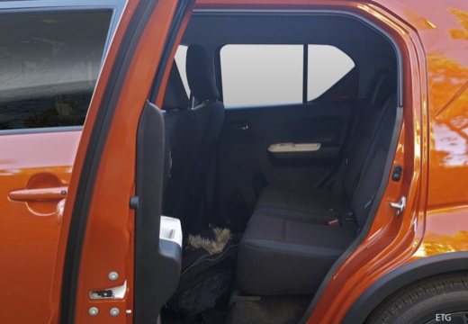 SUZUKI Ignis III hatchback wnętrze